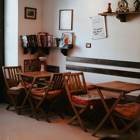 Maya Hostel بيرات المظهر الخارجي الصورة